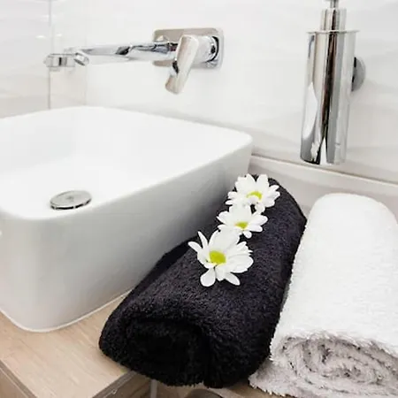 Apartment Spacious In With Parking Trogir