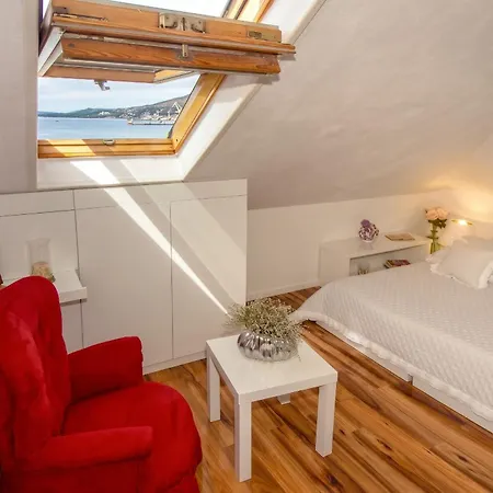Spacious In With Parking Апартаменти Трогір