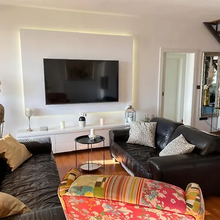 Spacious In With Parking Апартаменти Трогір