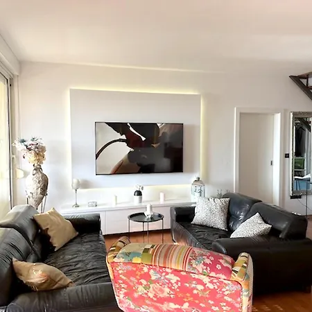 Spacious In With Parking Apartament Trogir